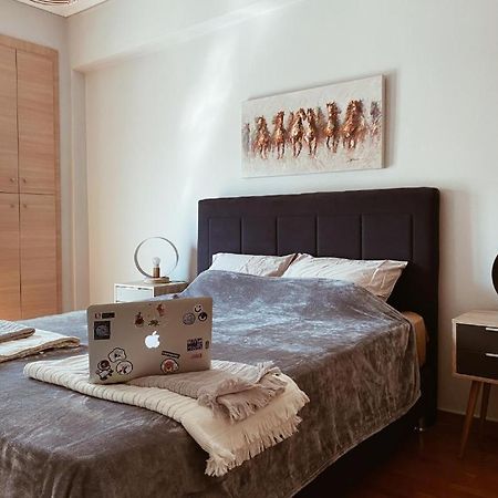 Thanasis Place เอเธนส์ ภายนอก รูปภาพ